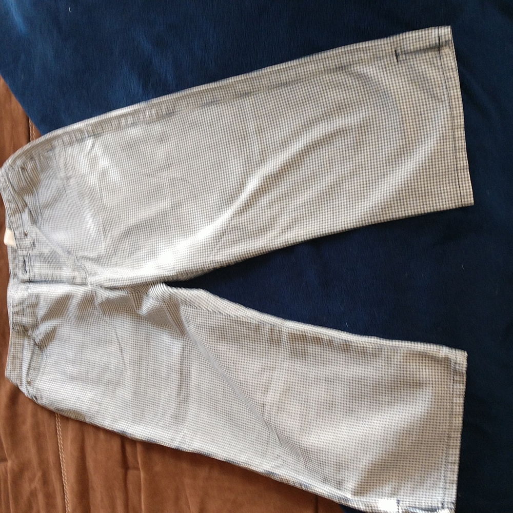 Navy check Liz Claiborne capris